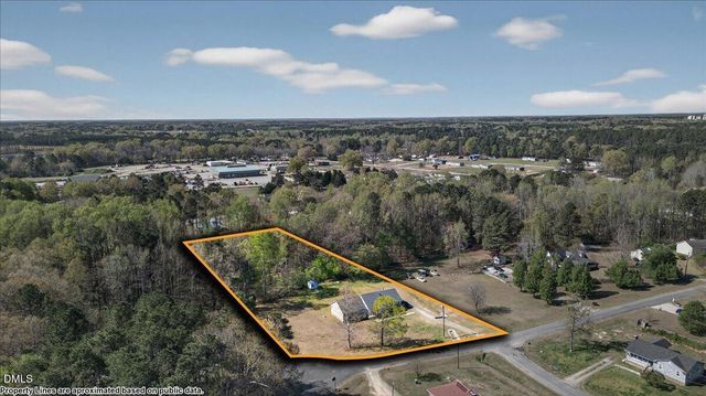 98 W Beverly Lane, Henderson, NC 27537