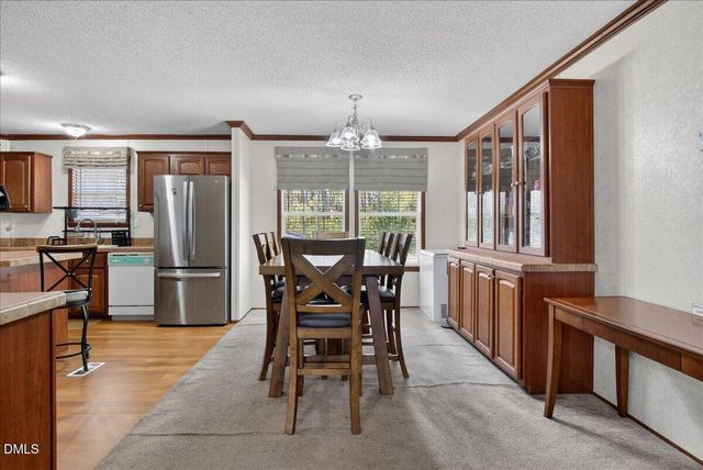 98 W Beverly Lane, Henderson, NC 27537