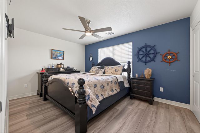5226 Bayside Drive, Baytown, TX 77523