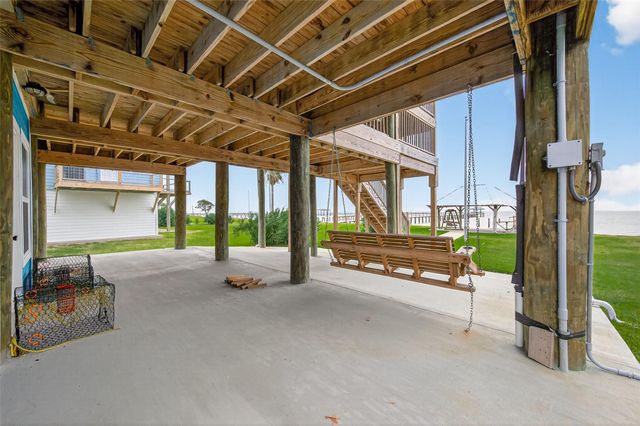 5226 Bayside Drive, Baytown, TX 77523