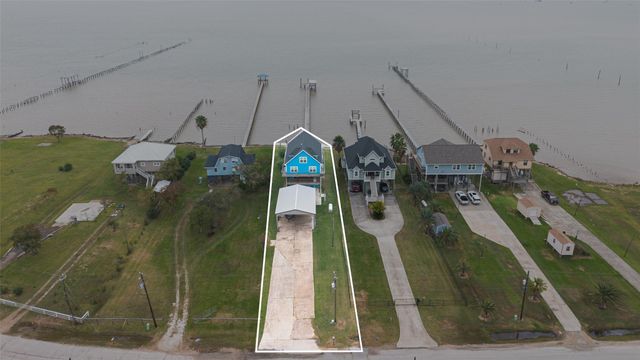 5226 Bayside Drive, Baytown, TX 77523