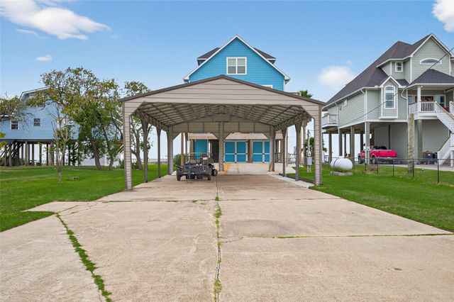 5226 Bayside Drive, Baytown, TX 77523