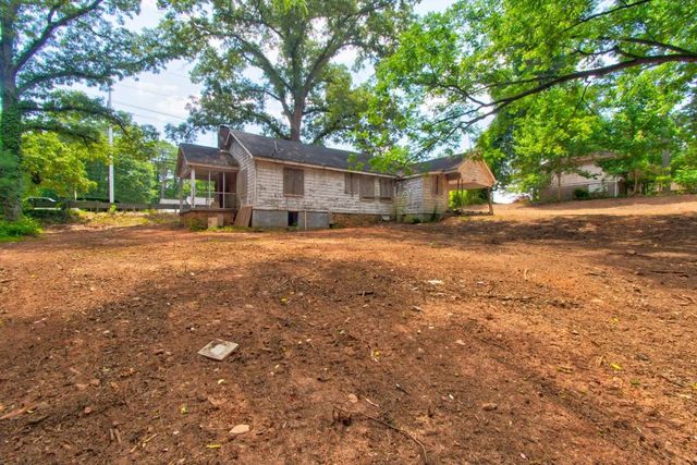 1491 S Hairston Road, Stone Mountain, GA 30088