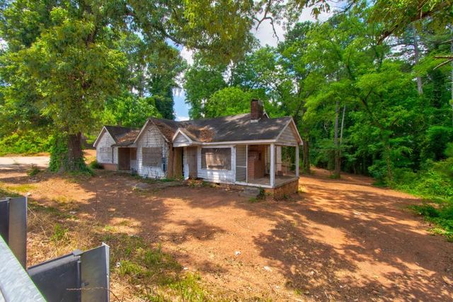 1491 S Hairston Road, Stone Mountain, GA 30088