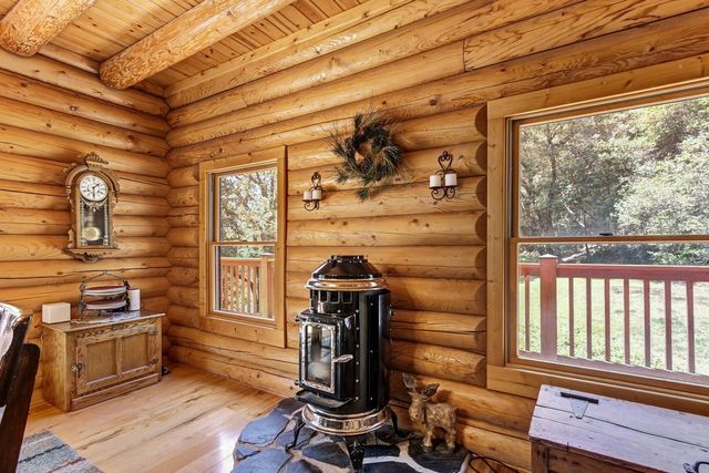 15335 Lake Arthur Rd, Auburn, CA 95602