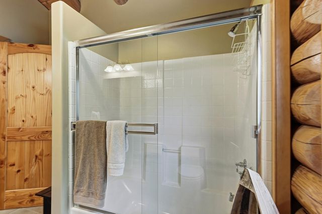15335 Lake Arthur Rd, Auburn, CA 95602