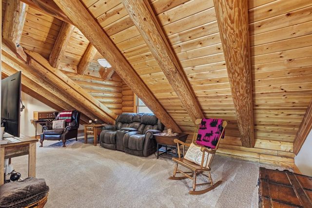 15335 Lake Arthur Rd, Auburn, CA 95602