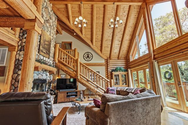 15335 Lake Arthur Rd, Auburn, CA 95602