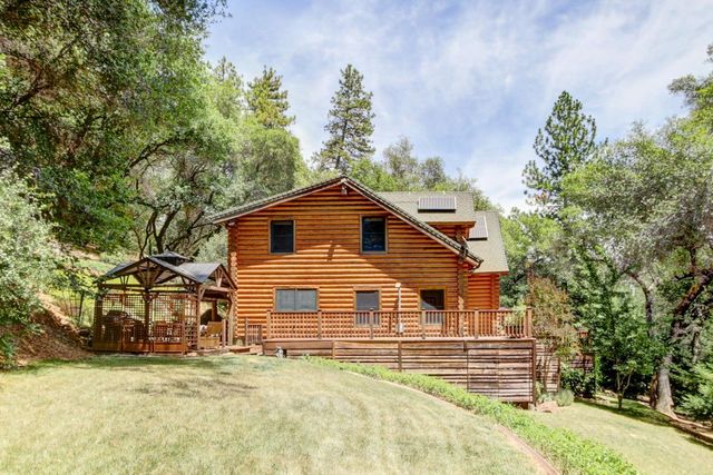 15335 Lake Arthur Rd, Auburn, CA 95602