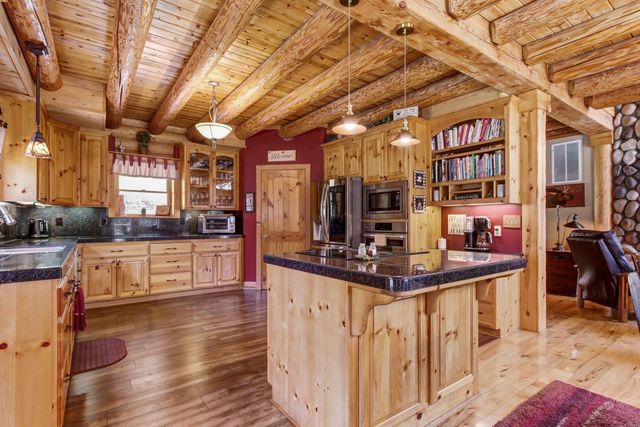 15335 Lake Arthur Rd, Auburn, CA 95602