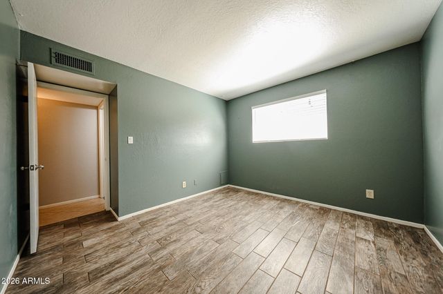 3623 E Charter Oak Road, Phoenix, AZ 85032