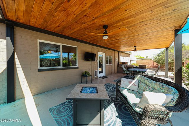 3623 E Charter Oak Road, Phoenix, AZ 85032