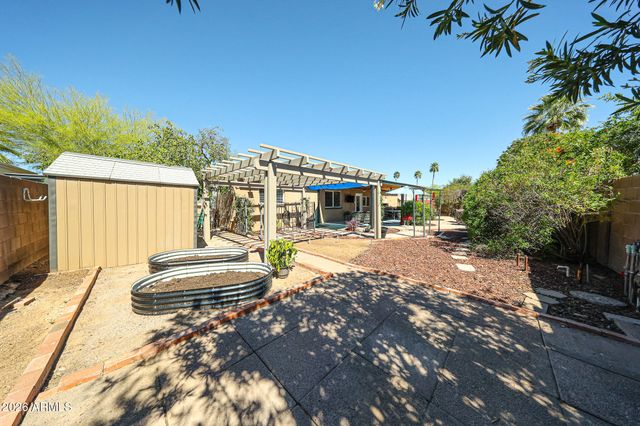 3623 E Charter Oak Road, Phoenix, AZ 85032