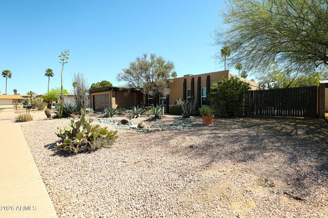 3623 E Charter Oak Road, Phoenix, AZ 85032