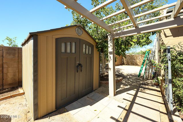 3623 E Charter Oak Road, Phoenix, AZ 85032