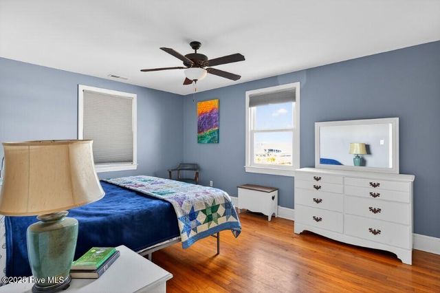 304 Madam Moores Lane, New Bern, NC 28562