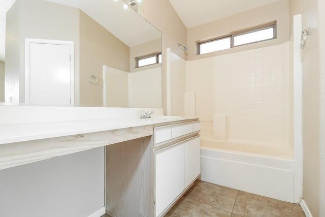9015 W Roanoke Avenue, Phoenix, AZ 85037