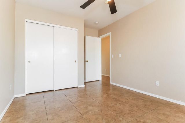 9015 W Roanoke Avenue, Phoenix, AZ 85037