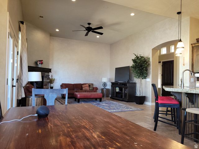 3224 W 2490 S, Hurricane, UT 84737