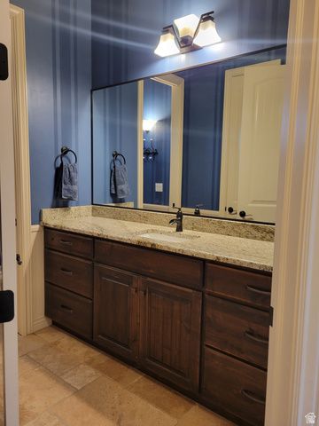 3224 W 2490 S, Hurricane, UT 84737