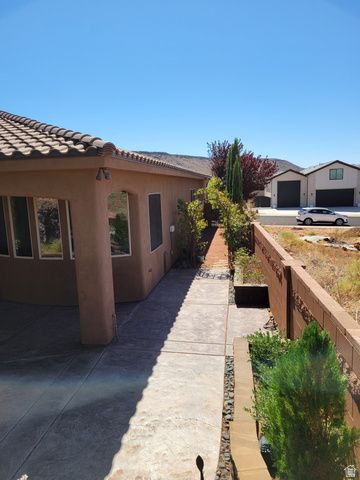 3224 W 2490 S, Hurricane, UT 84737