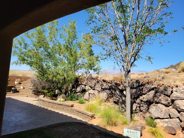 3224 W 2490 S, Hurricane, UT 84737