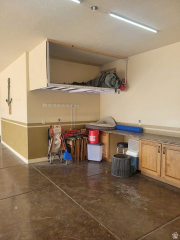 3224 W 2490 S, Hurricane, UT 84737