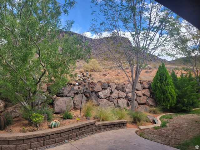 3224 W 2490 S, Hurricane, UT 84737