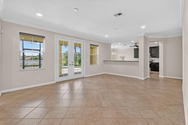 10519 Longleaf Lane, Wellington, FL 33414