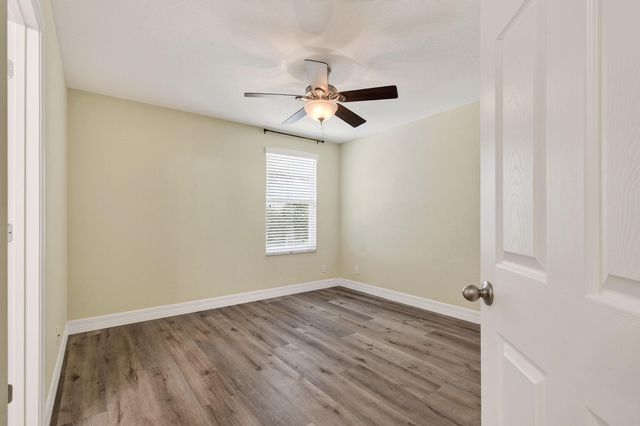 10519 Longleaf Lane, Wellington, FL 33414