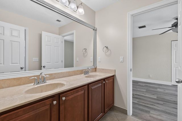 10519 Longleaf Lane, Wellington, FL 33414