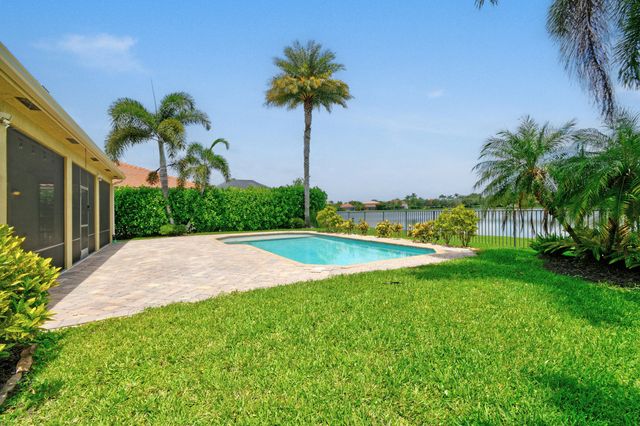 10519 Longleaf Lane, Wellington, FL 33414