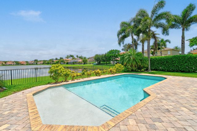 10519 Longleaf Lane, Wellington, FL 33414
