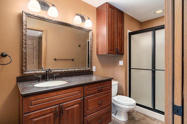 1067 Lauderdale N, Onalaska, WI 54650