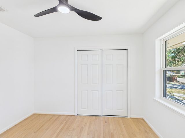 10818 Oasis Drive, Houston, TX 77096