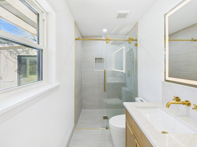 10818 Oasis Drive, Houston, TX 77096