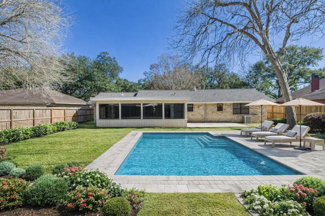 10818 Oasis Drive, Houston, TX 77096