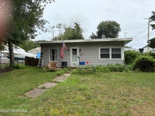 118 Lighthouse Drive, Waretown, NJ 08758