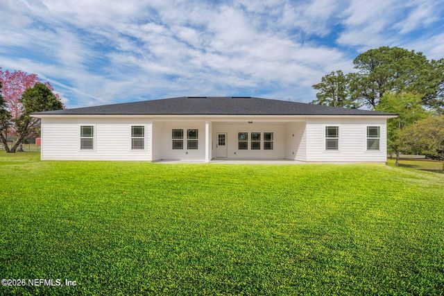 10 YUCCA Street, Middleburg, FL 32068