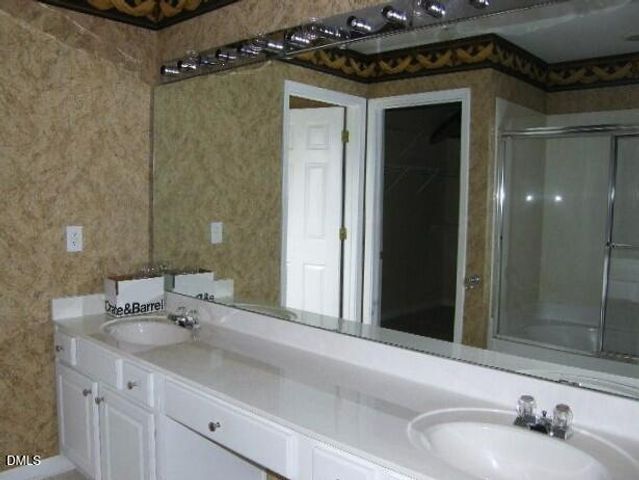 102 Willingham Road, Morrisville, NC 27560