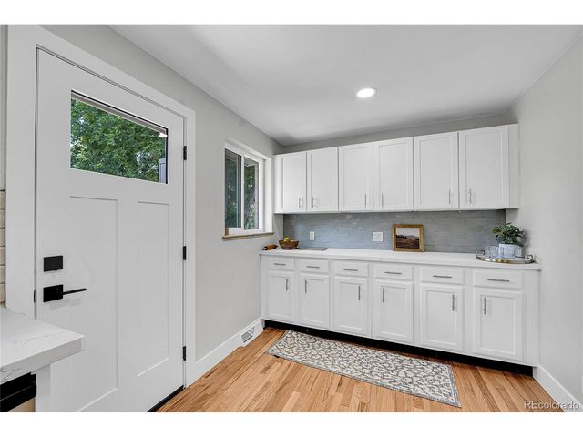 7625 W 23rd Pl, Lakewood, CO 80214