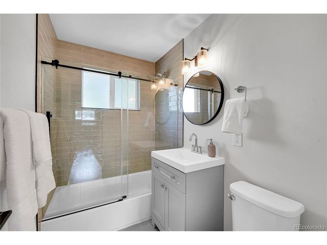 7625 W 23rd Pl, Lakewood, CO 80214