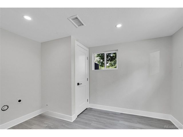 7625 W 23rd Pl, Lakewood, CO 80214