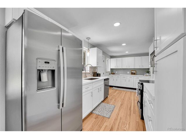 7625 W 23rd Pl, Lakewood, CO 80214