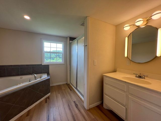 2191 County Road 2790, Mountain View, MO 65548