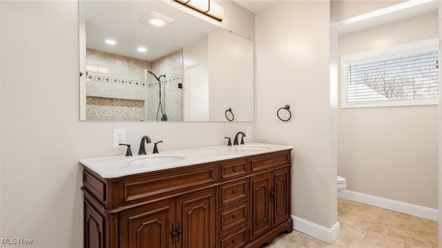 2835 West Drive, Zanesville, OH 43701