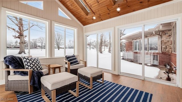 2835 West Drive, Zanesville, OH 43701