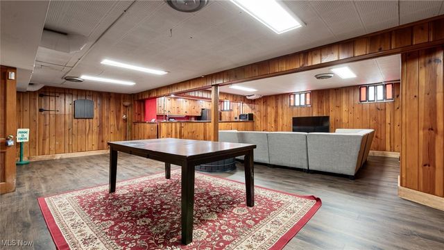 2835 West Drive, Zanesville, OH 43701