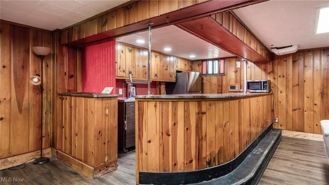 2835 West Drive, Zanesville, OH 43701