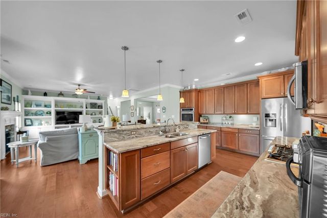 136 Bella DR, Chesapeake, VA 23322